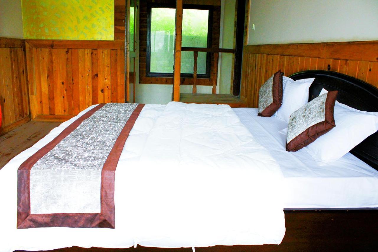 The Canadian Woods Resort Nainital Buitenkant foto