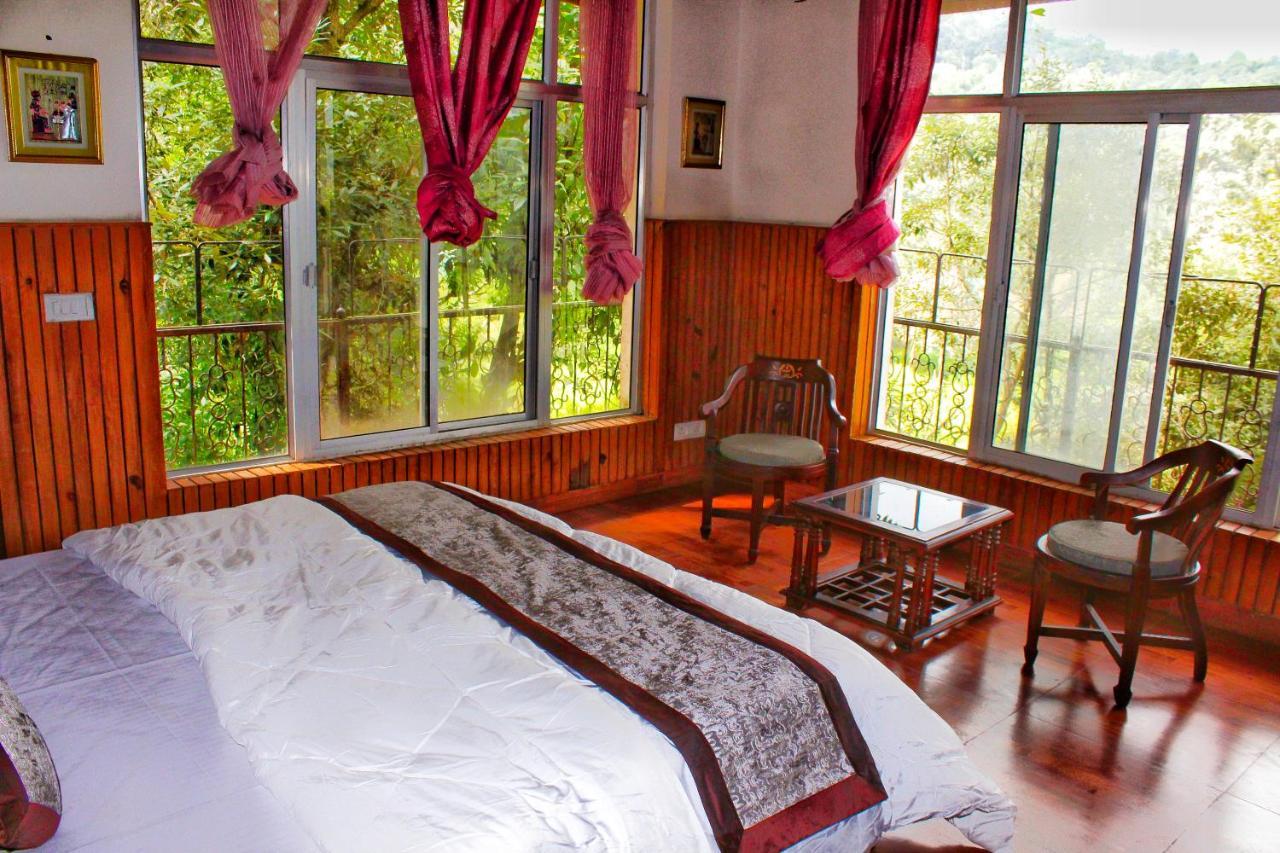 The Canadian Woods Resort Nainital Buitenkant foto