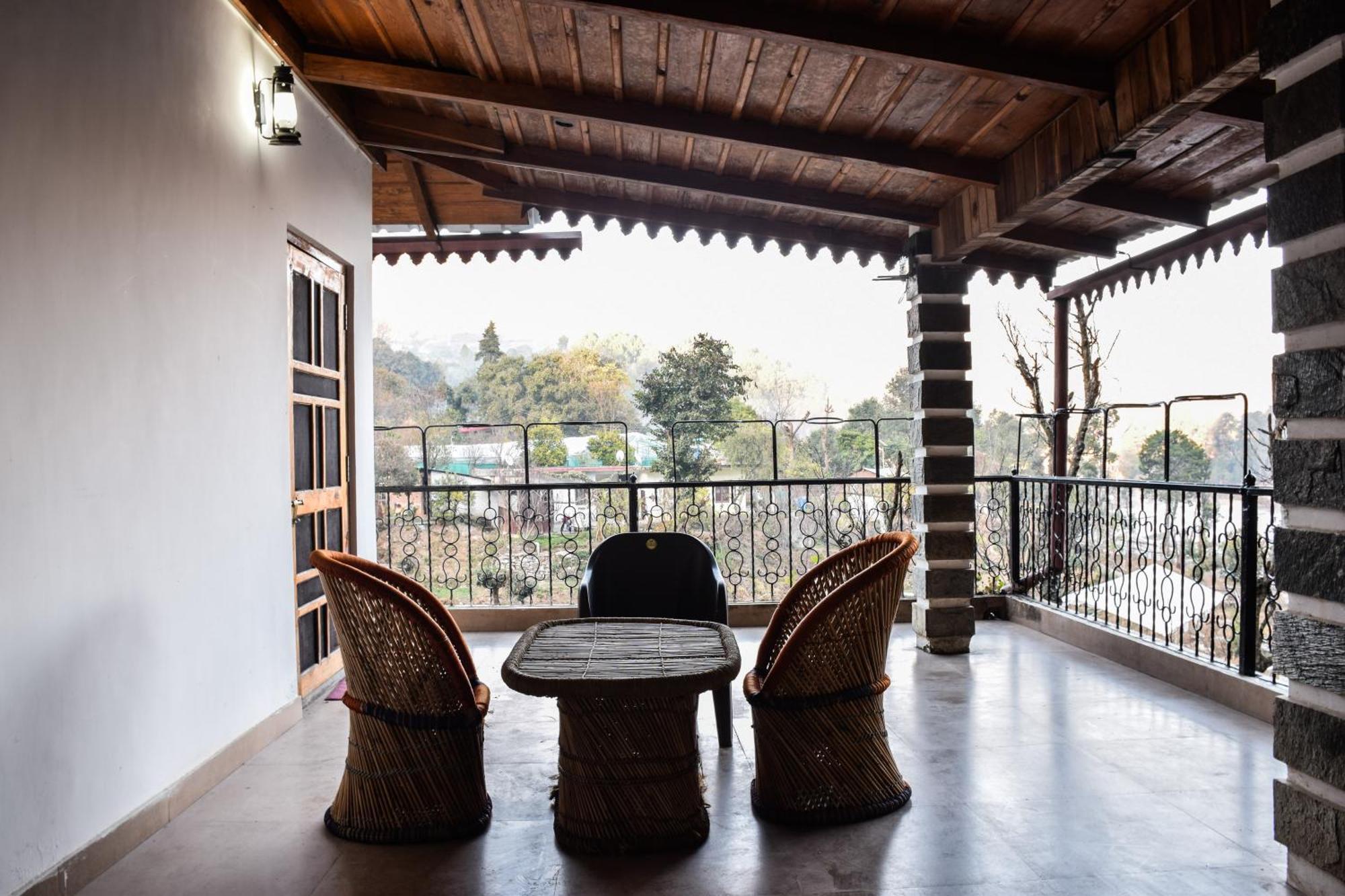 The Canadian Woods Resort Nainital Buitenkant foto